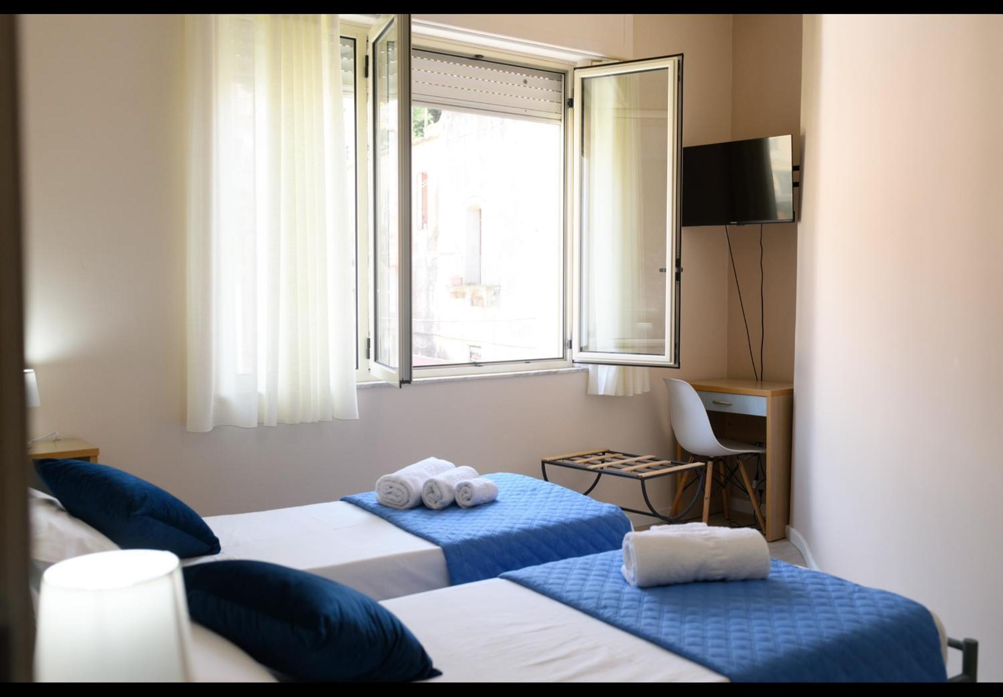 Gli Scacchi Apartments-King-Centro Storico Pizzo Екстериор снимка